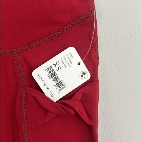 ✨2/$35✨Free People Movement Wave Rider Shorts - Picture 4 of 6